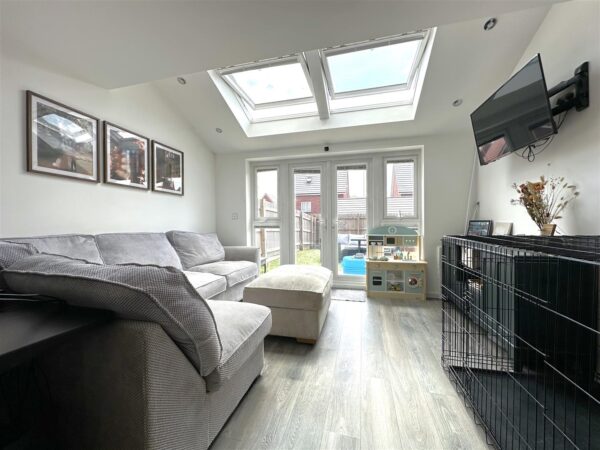 Bluebell Drive, Middlebeck, Newark