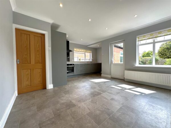 Harewood Avenue, Newark
