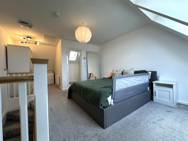 Bluebell Drive, Middlebeck, Newark