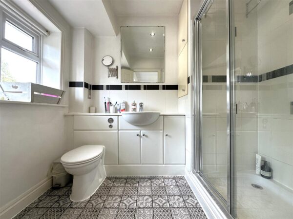 Floral Villas, Sutton-On-Trent, Newark