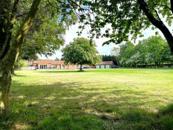 Halfway Farm Cottage, Newark Road, Swinderby, Lincoln