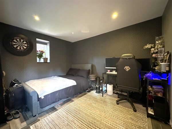 Halfway Farm Cottage, Newark Road, Swinderby, Lincoln