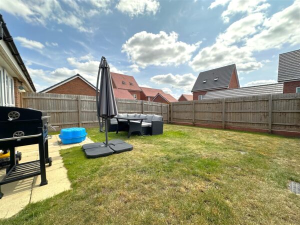Bluebell Drive, Middlebeck, Newark