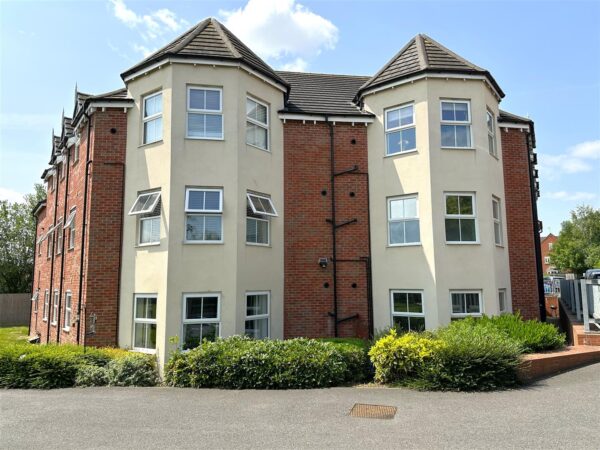 The Crossings, Newark