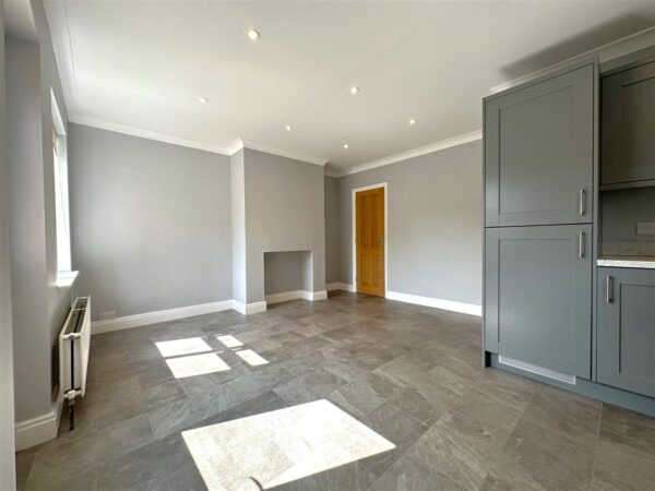 Harewood Avenue, Newark