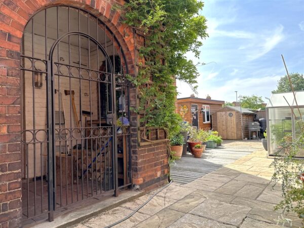 Hawton Lane, New Balderton, Newark