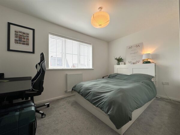 Bluebell Drive, Middlebeck, Newark