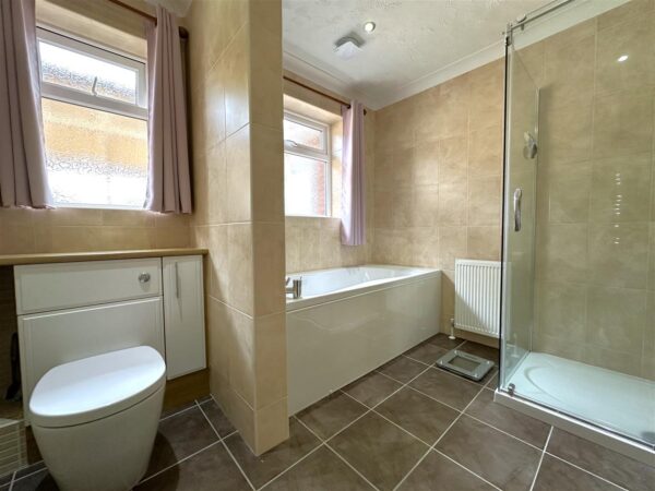 Natures Haven, Manor Road, Swinderby, Lincoln