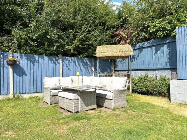 Lacey Green, Balderton, Newark