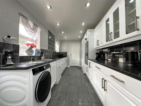 Grove Street, New Balderton, Newark
