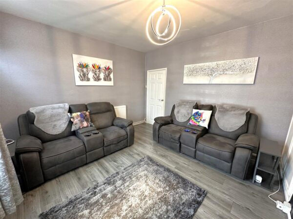 Grove Street, New Balderton, Newark