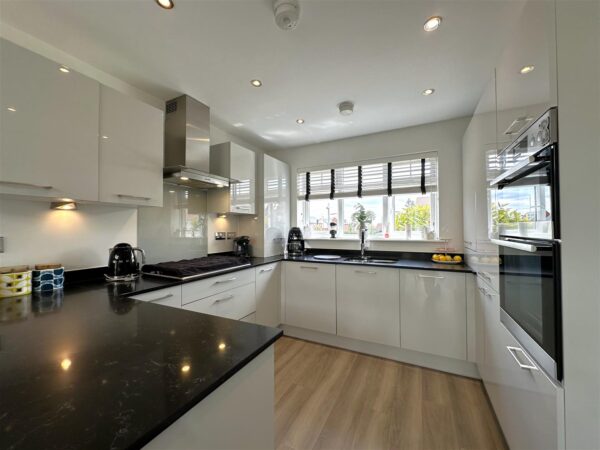 Bluebell Drive, Middlebeck, Newark