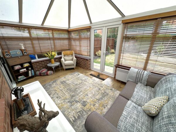 The Ivies, Farndon Road, Newark