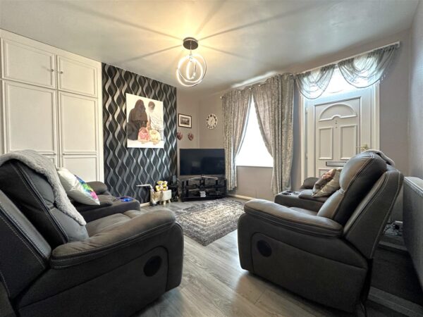 Grove Street, New Balderton, Newark