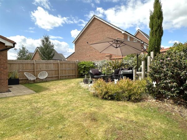 Bluebell Drive, Middlebeck, Newark