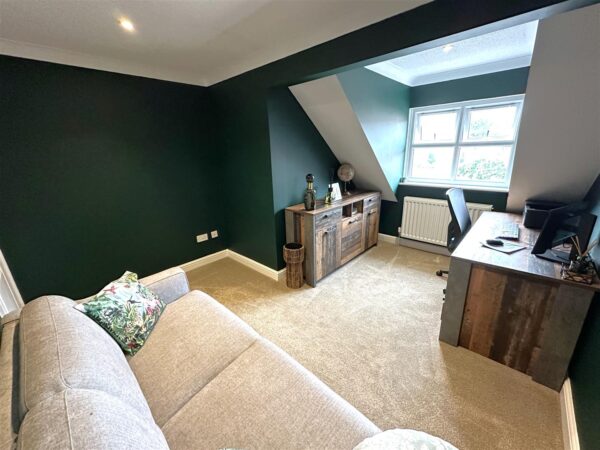 The Ivies, Farndon Road, Newark