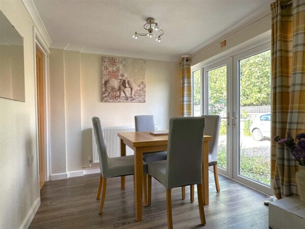 Hounsfield Close, Newark