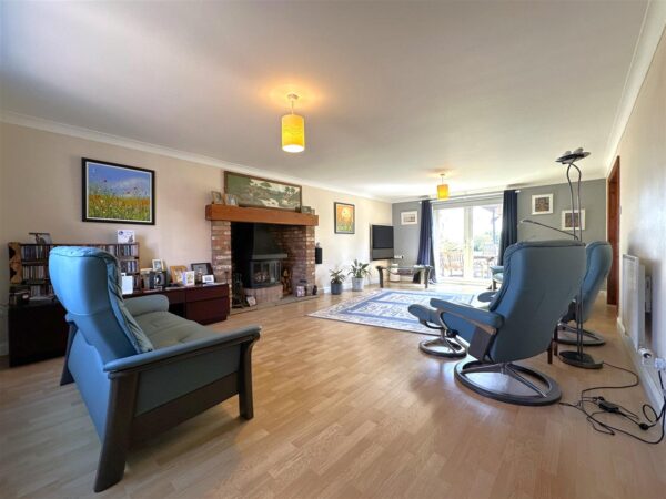 Woodlake Cottage, High Meadow, Dry Doddington, Newark