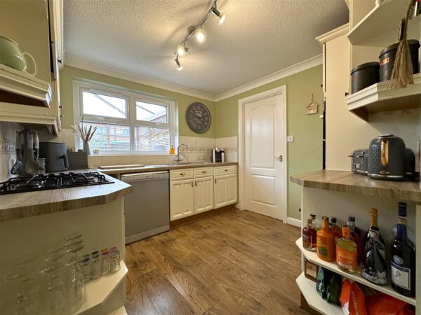 The Ivies, Farndon Road, Newark