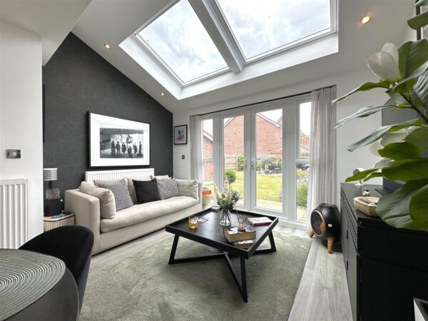 Bluebell Drive, Middlebeck, Newark