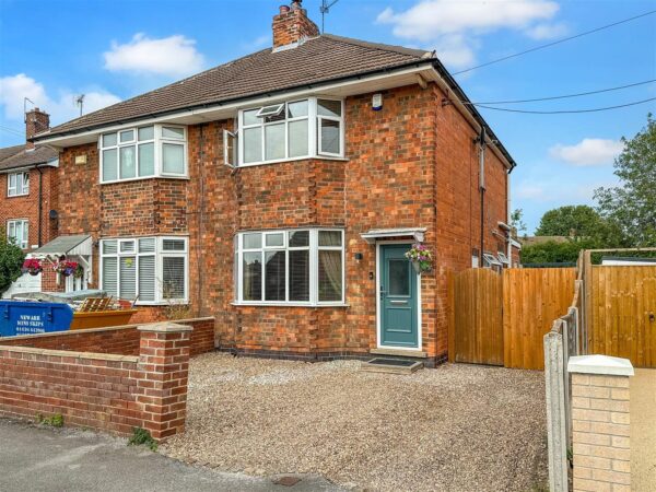 Warrick Road, Balderton, Newark