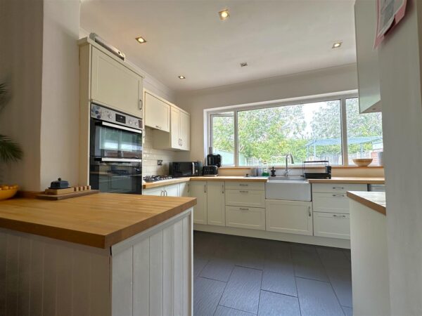 Warrick Road, Balderton, Newark
