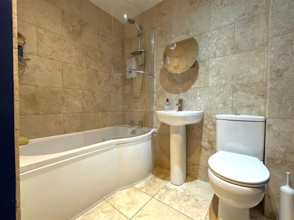 Marsh Lane, Farndon, Newark