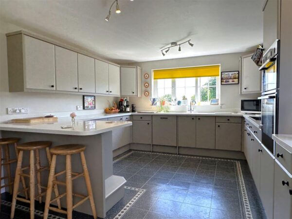 Woodlake Cottage, High Meadow, Dry Doddington, Newark