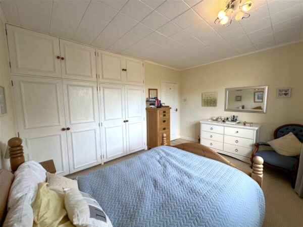 Swinderby Road, Collingham, Newark