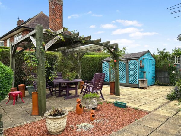 Holmefield, Farndon, Newark