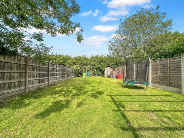 Warrick Road, Balderton, Newark