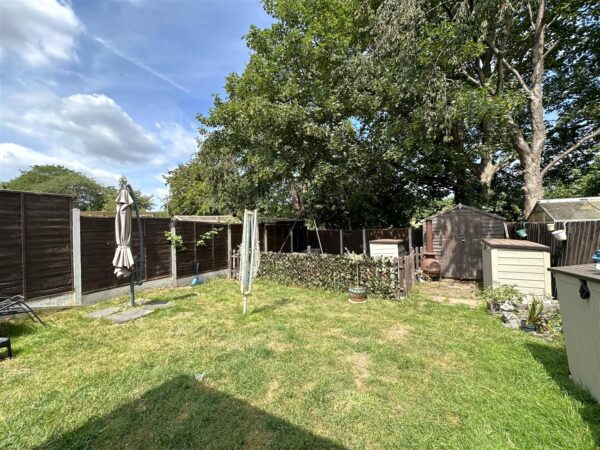 Dale Crescent, Fernwood, Newark