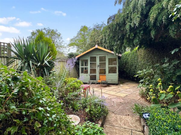Holmefield, Farndon, Newark