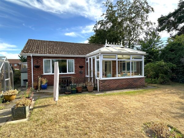 Swinderby Road, Collingham, Newark