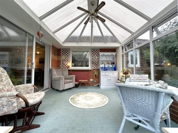 Holmefield, Farndon, Newark