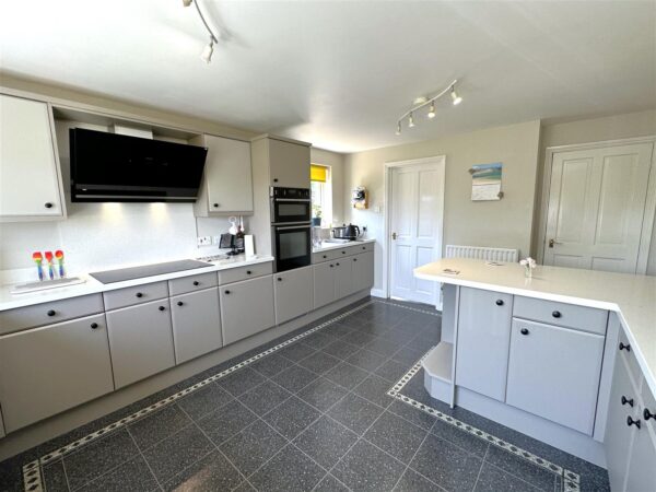 Woodlake Cottage, High Meadow, Dry Doddington, Newark