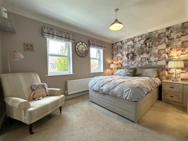 The Ivies, Farndon Road, Newark
