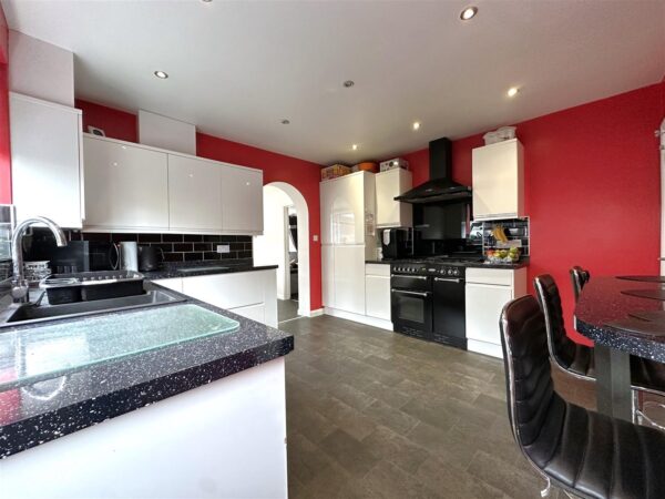 Christopher Crescent, New Balderton, Newark