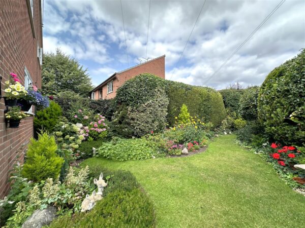 Willow Road, New Balderton, Newark