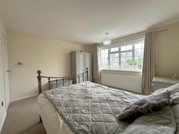 Fisher Close, Collingham, Newark
