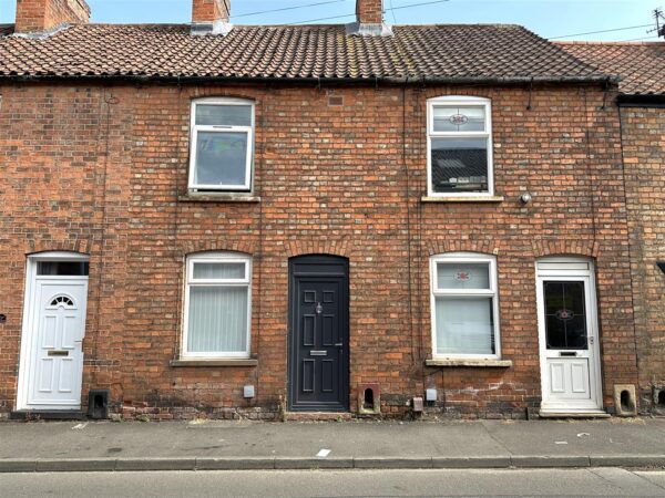 Cross Street, Newark