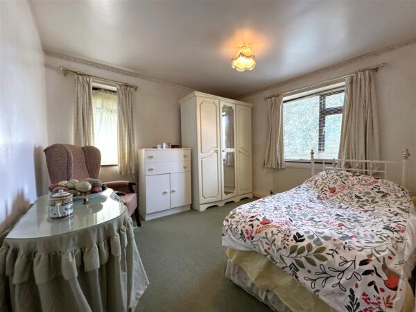 Kennedy Walk, Balderton, Newark