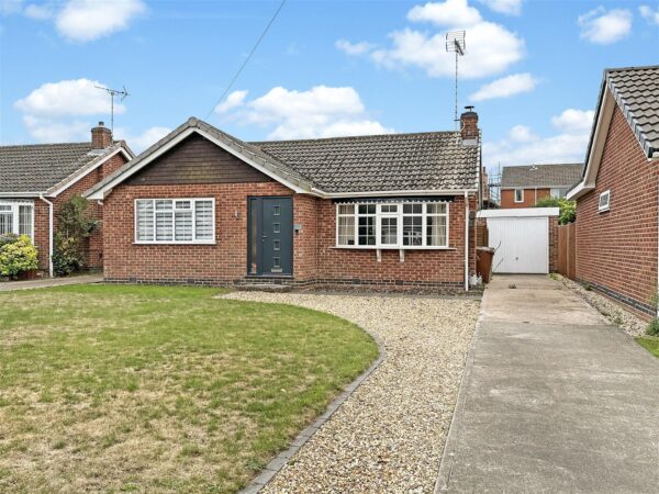 Fisher Close, Collingham, Newark