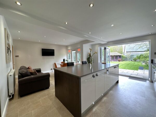 Woodlands, Winthorpe