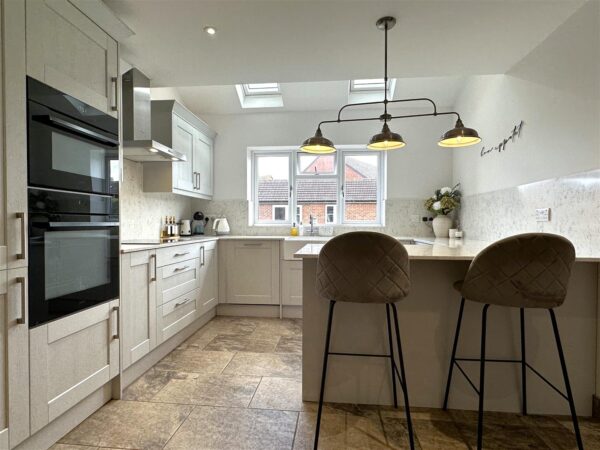 Swinderby Road, Collingham, Newark
