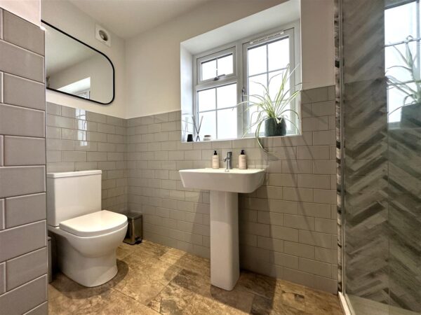Swinderby Road, Collingham, Newark