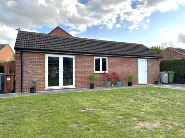 Swinderby Road, Collingham, Newark