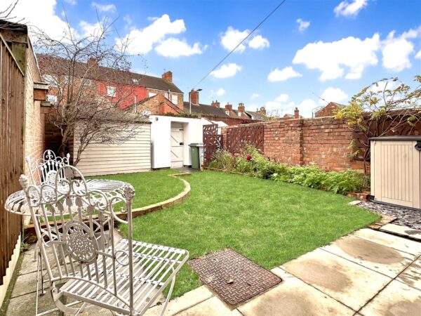 Crown Street, Newark