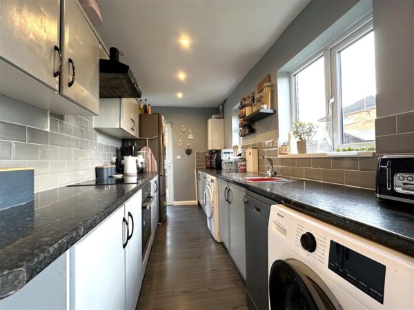 Vessey Close, Balderton, Newark