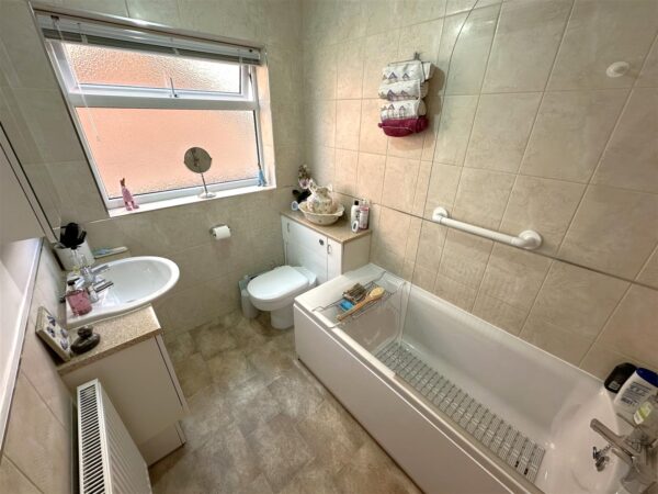 The Hemplands, Collingham, Newark